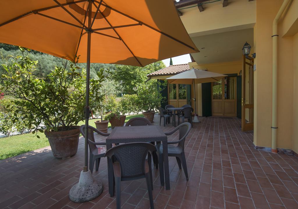 Cecco Di Nara Hotel Massarosa Kültér fotó