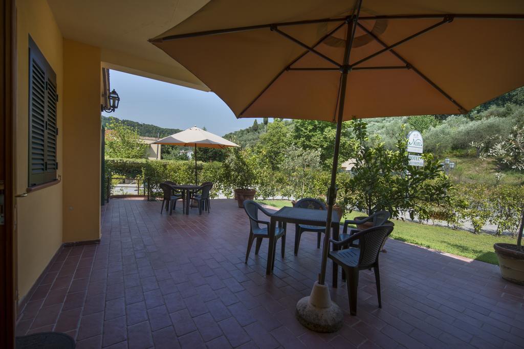 Cecco Di Nara Hotel Massarosa Kültér fotó